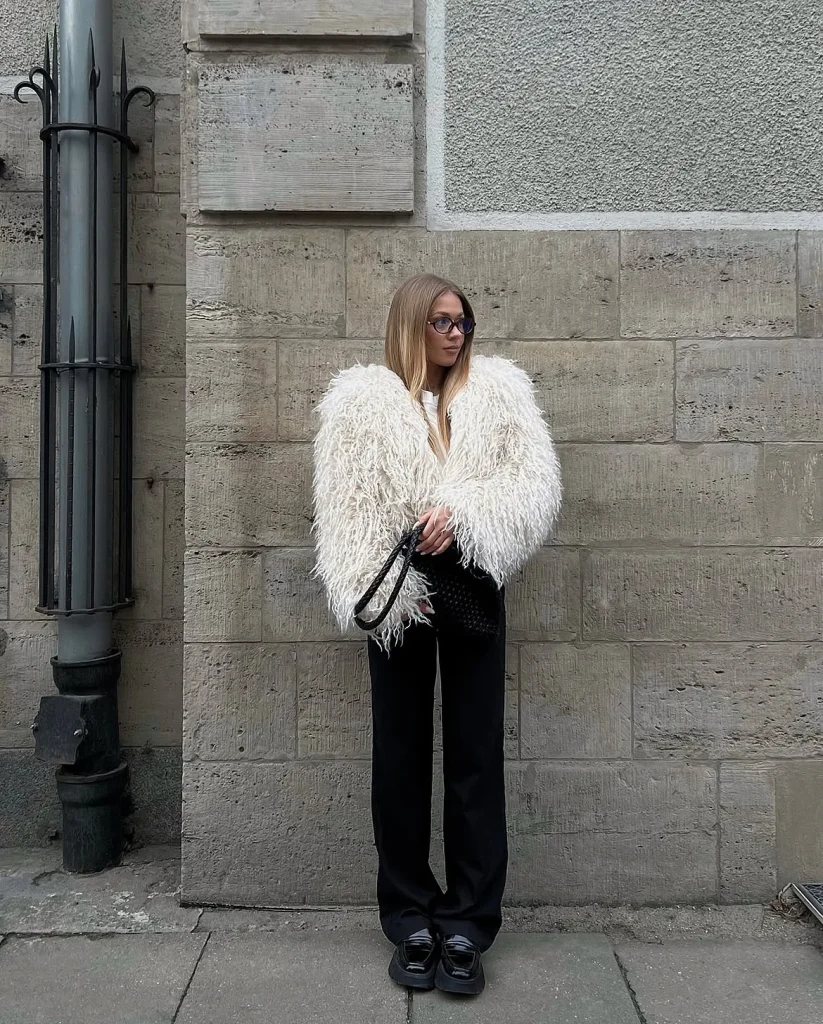 Shaggy Jacket: 25 Chic Outfit Ideas to Elevate Your Winter Style