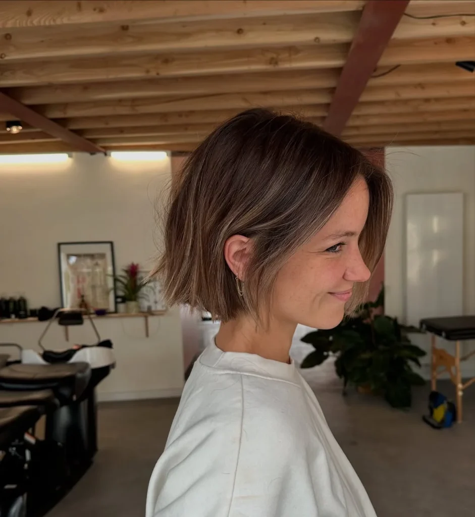 Short Bobbed Hairstyle: 25 Fresh Ideas for a Chic, Modern Look