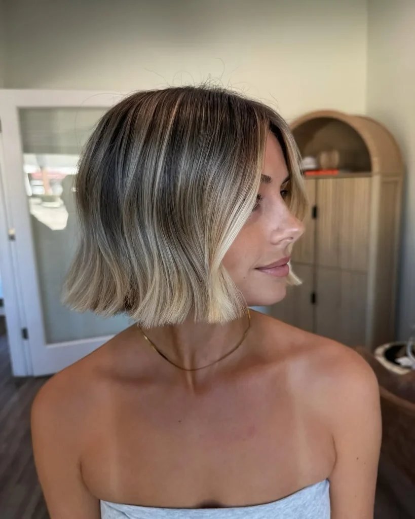 Short Bobbed Hairstyle: 25 Fresh Ideas for a Chic, Modern Look