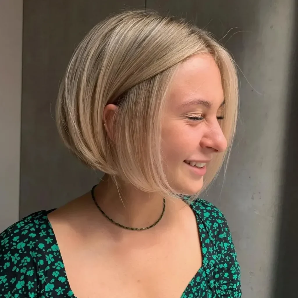 Short Bobbed Hairstyle: 25 Fresh Ideas for a Chic, Modern Look