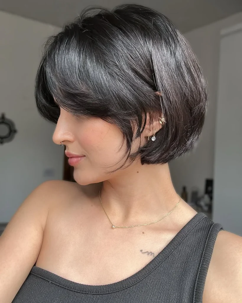 Short Bobbed Hairstyle: 25 Fresh Ideas for a Chic, Modern Look