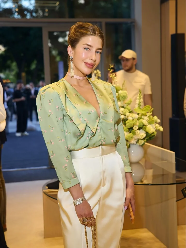 Silk Long Sleeve Blouse Outfit Fall 2026:  Elegant Outfit Ideas for Every Occasion