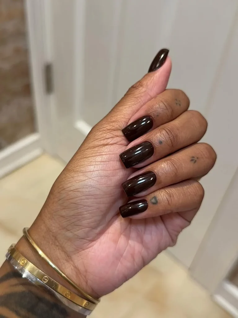 Dark Fall Nails: 25 Chic Ideas for the Perfect Autumn Manicure