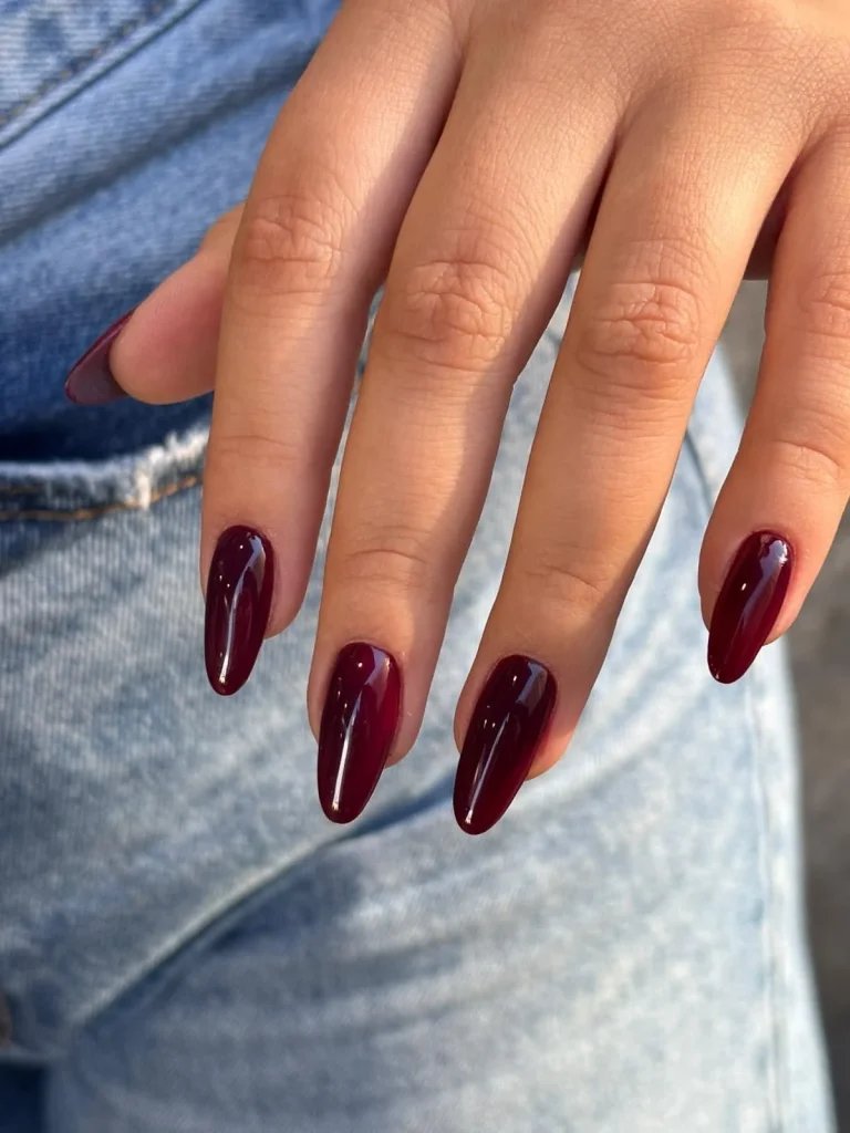 Dark Fall Nails: 25 Chic Ideas for the Perfect Autumn Manicure