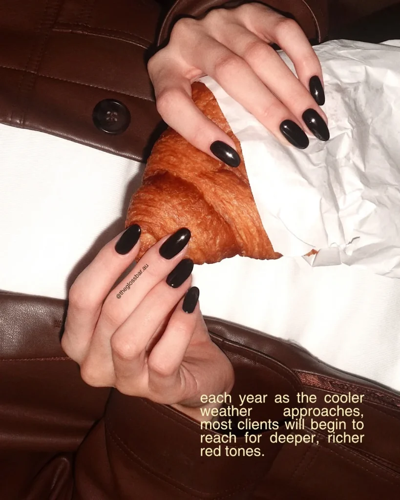 Dark Fall Nails: 25 Chic Ideas for the Perfect Autumn Manicure