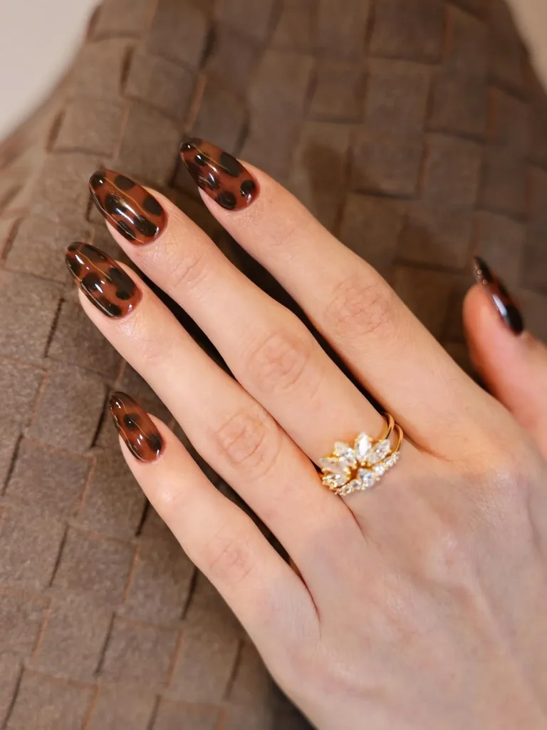 Dark Fall Nails: 25 Chic Ideas for the Perfect Autumn Manicure