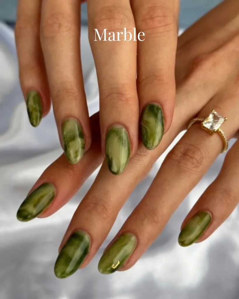 Fall Mid Length Nails: Chic Ideas You'll Want to Copy This Season