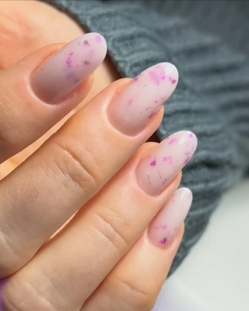 Fall Nail Designs For Office: 24 Elegant Work-Ready Manicure Ideas