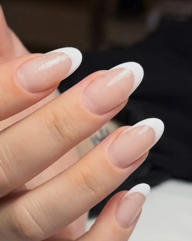 Fall Nail Designs For Office: 24 Elegant Work-Ready Manicure Ideas