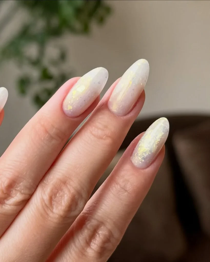 Fall Nail Designs For Office: 24 Elegant Work-Ready Manicure Ideas