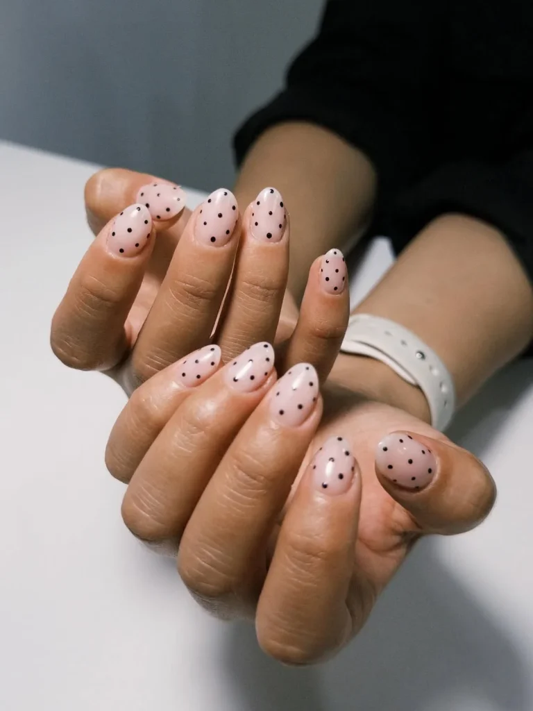 Fall Short Almond Nails: 26 Chic Ideas You'll Want to Copy This Autumn