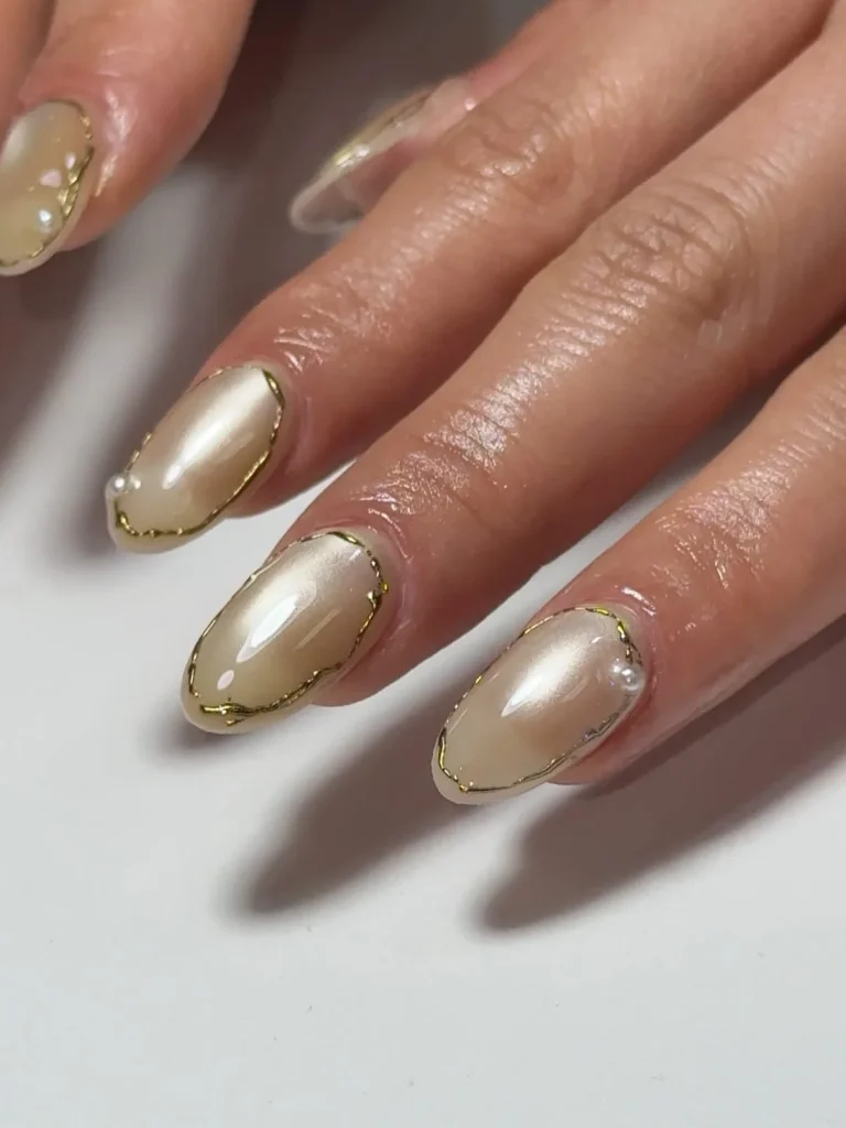 Fall Short Almond Nails: 26 Chic Ideas You'll Want to Copy This Autumn